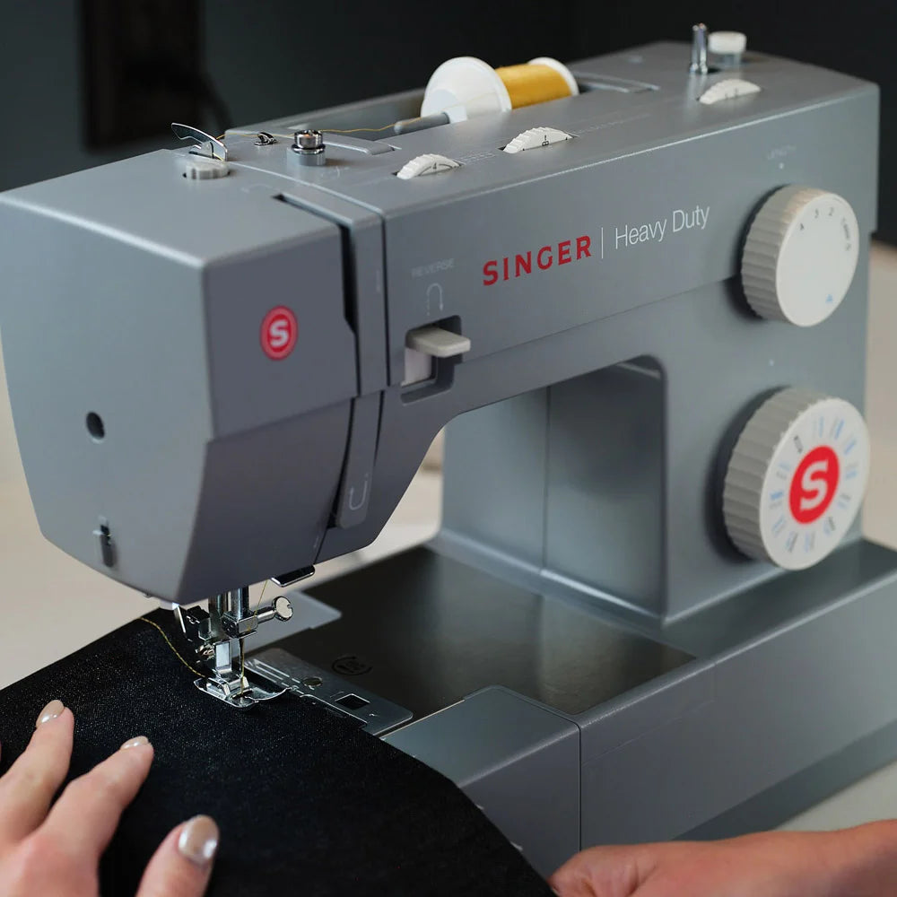 Máquina de Coser Heavy Duty 32 Puntadas