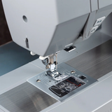 Máquina de Coser HD6705C